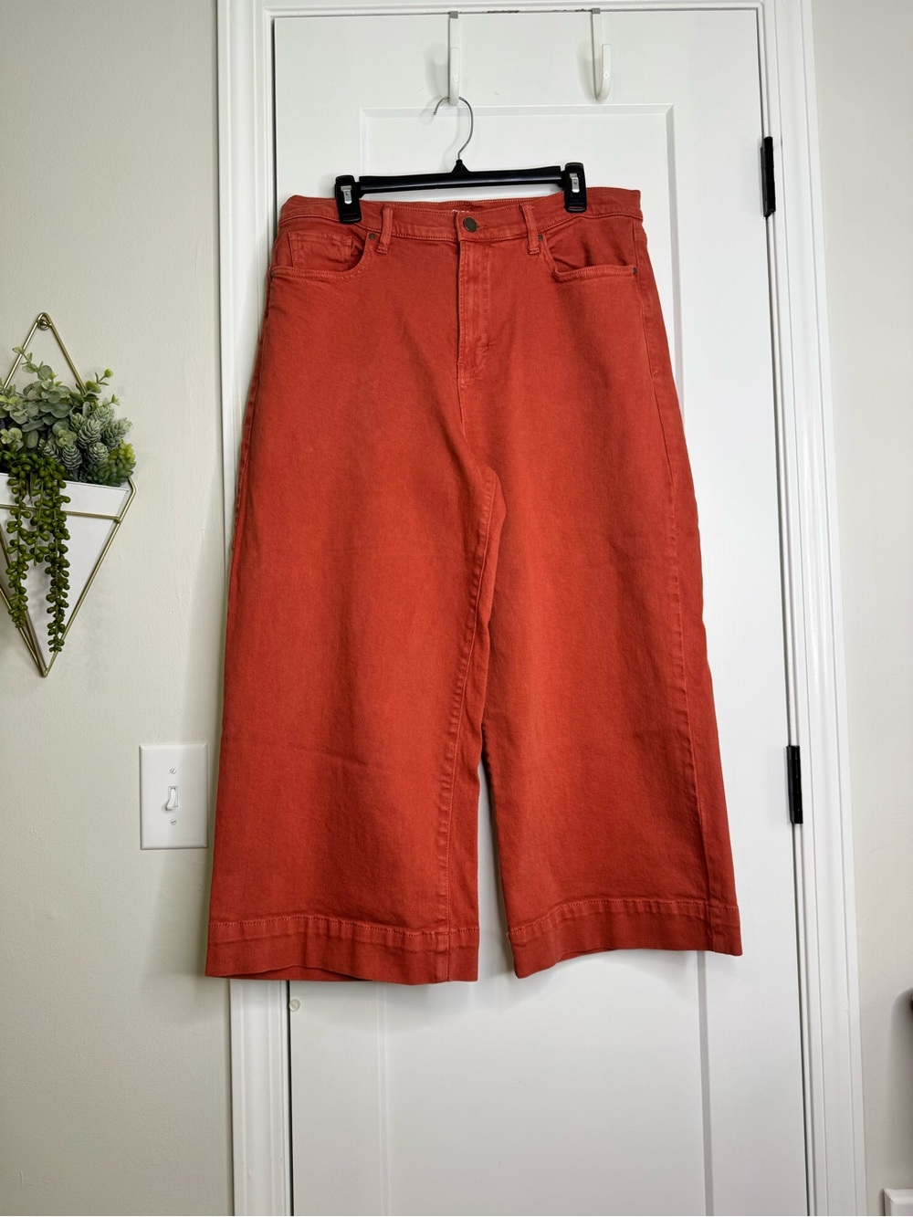a.n.a. High Rise Wide Leg Crop Jeans